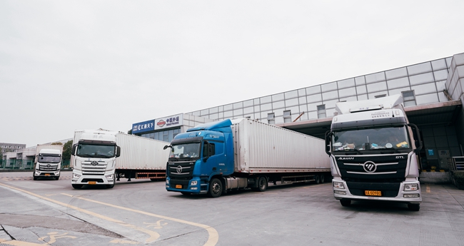 成都空港國際快件中心貨量再次迎來“爆發式”增長。劉婷供圖