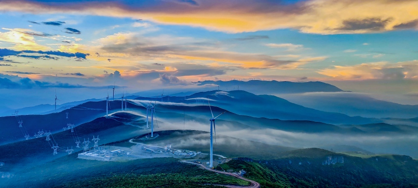 全國“AAA級”風電場、四川省海拔最高、單個規模最大風電場：涼山州美姑井葉特西風電場。四川能投集團供圖