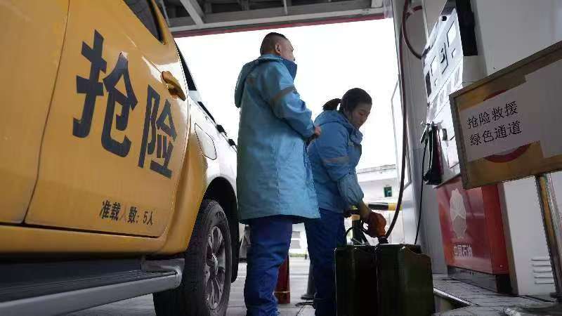 中國石油四川銷售宜賓分公司保供現場。劉大石攝