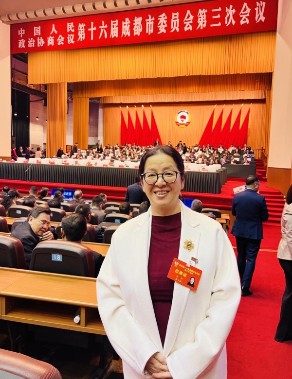 成都市政協委員王虹。受訪者供圖