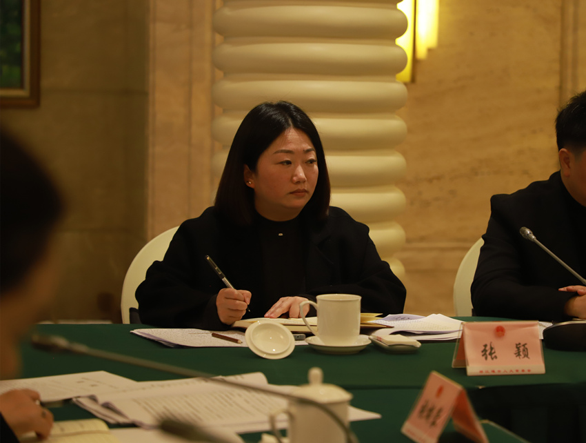 成都市人大代表，都江堰市銀杏街道王家橋社區黨委書記、居委會主任張穎。受訪者供圖