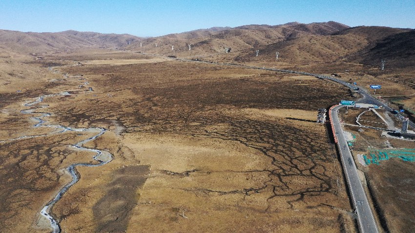 尕里臺修復前。四川省自然資源廳供圖