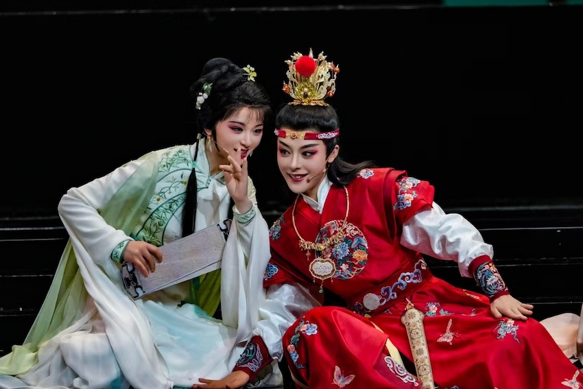 何青青在越劇《我的大觀園里》飾演林黛玉。受訪者本人供圖