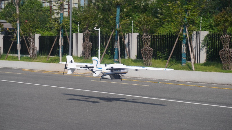 無人機“郵遞員”起飛。德昌縣委宣傳部供圖