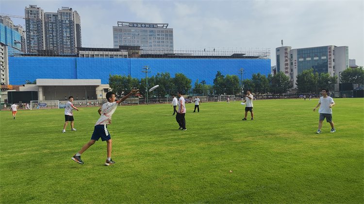 飛盤活動現場。陳靜供圖