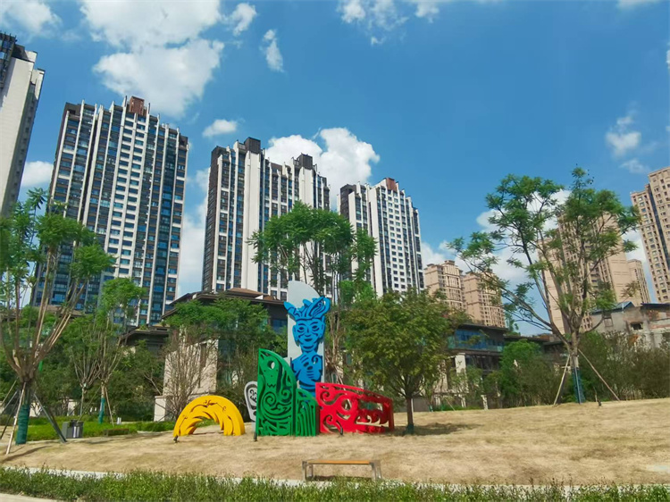 開放的金沙濱河公園C區。黃成薇供圖