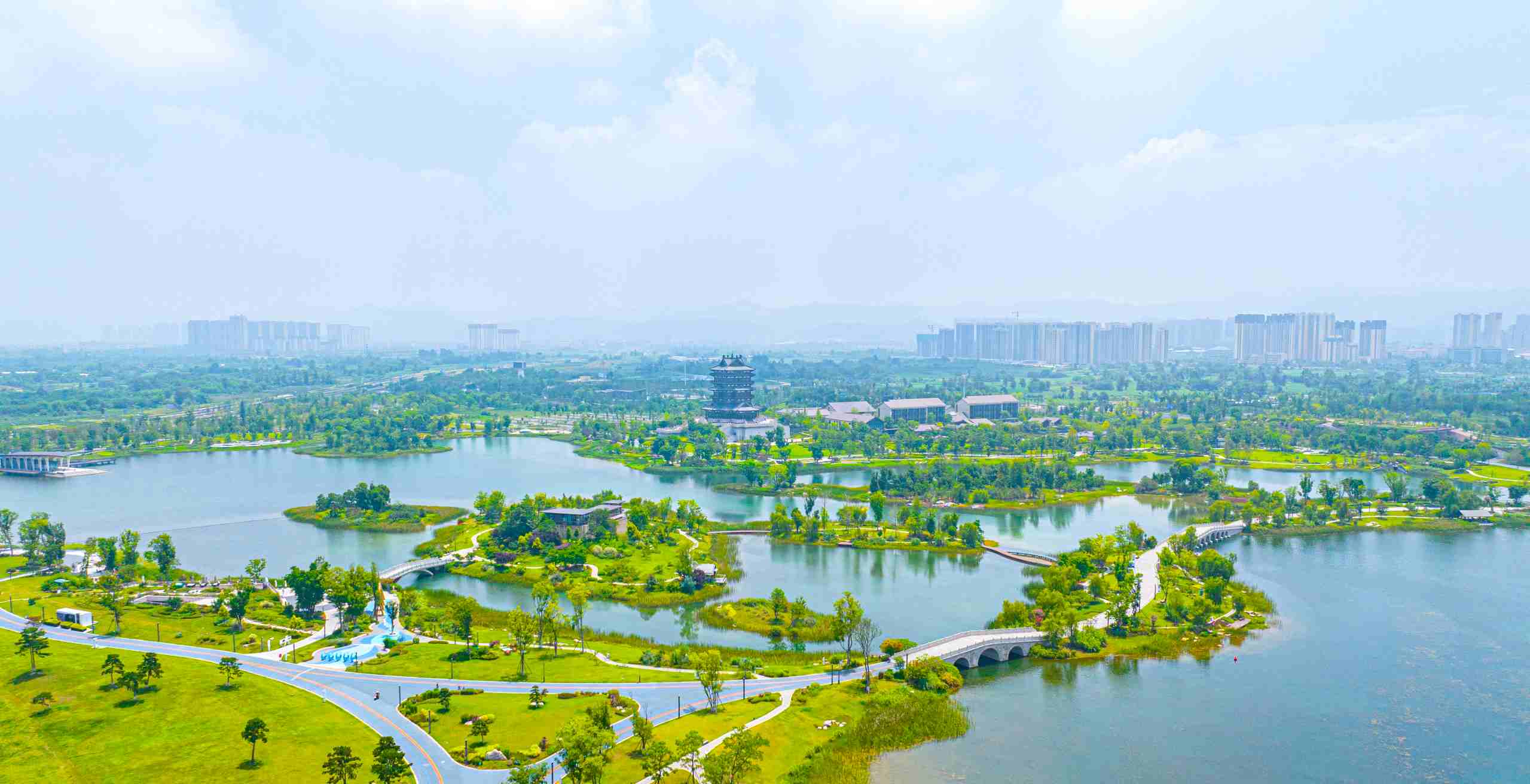 東安湖體育公園生態美景。都發中心供圖