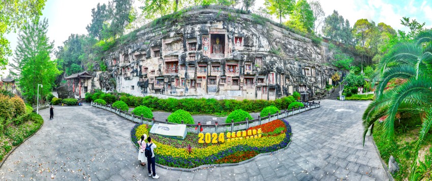 南龕摩崖造像。巴中市委宣傳部供圖