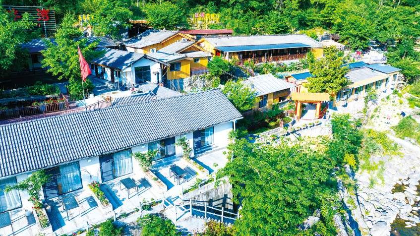 四川光霧山：睡在山水間 住進詩意里