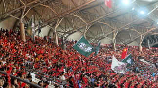 現場助威。李健學供圖