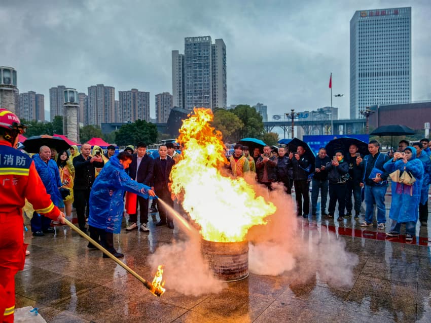 模擬安全實驗。廣元市消防救援支隊供圖