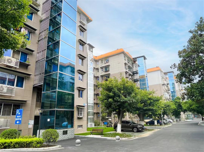 綿陽市一小區電梯加裝。四川省住房和城鄉建設廳供圖