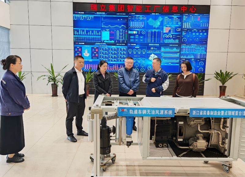 拜訪企業。武侯區政府僑臺辦供圖