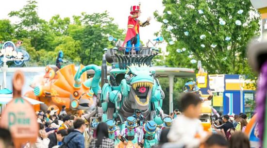 恐龍大巡游。（自貢市文化廣播電視和旅游局 供圖）